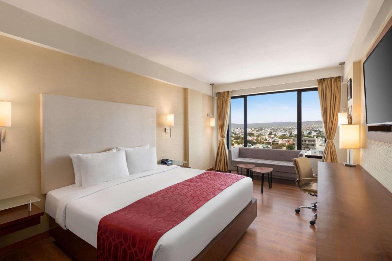 Ramada By Wyndham Jaipur North Ξενοδοχείο Εξωτερικό φωτογραφία